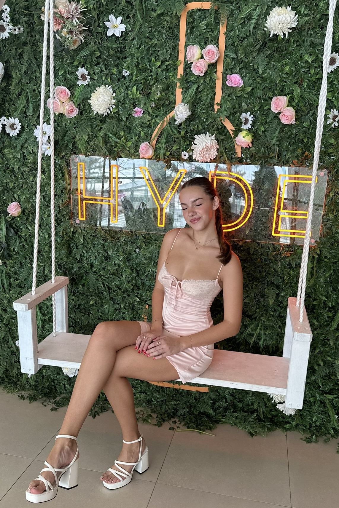 Aurora Mini Dress Lace Pink