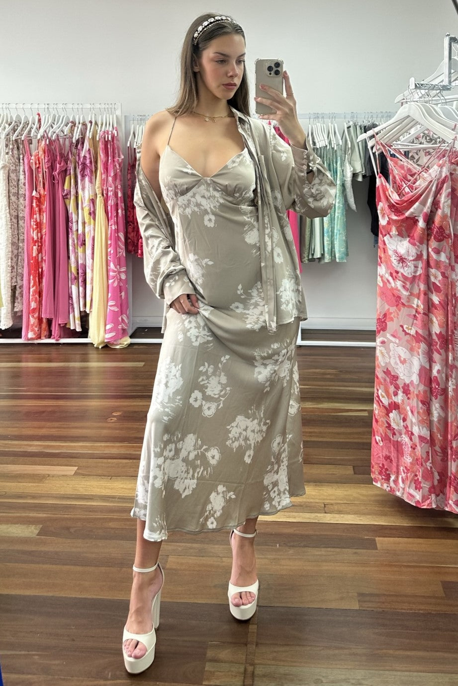 Ava Maxi Dress Floral Grey