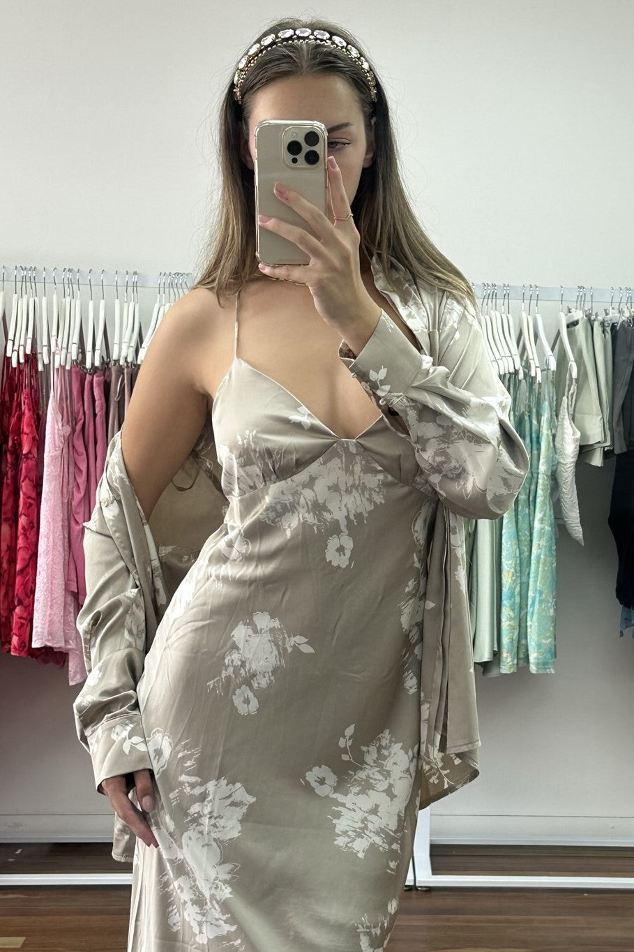Ava Maxi Dress Floral Grey
