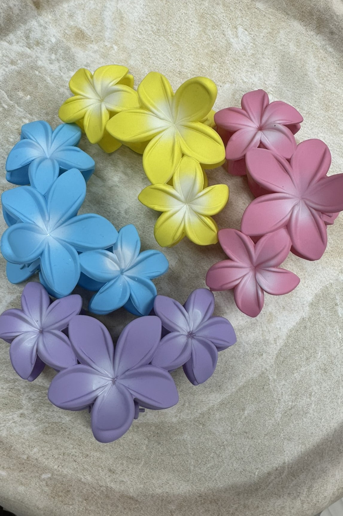 Eden Triple Frangipani Hairclaw Sky Blue