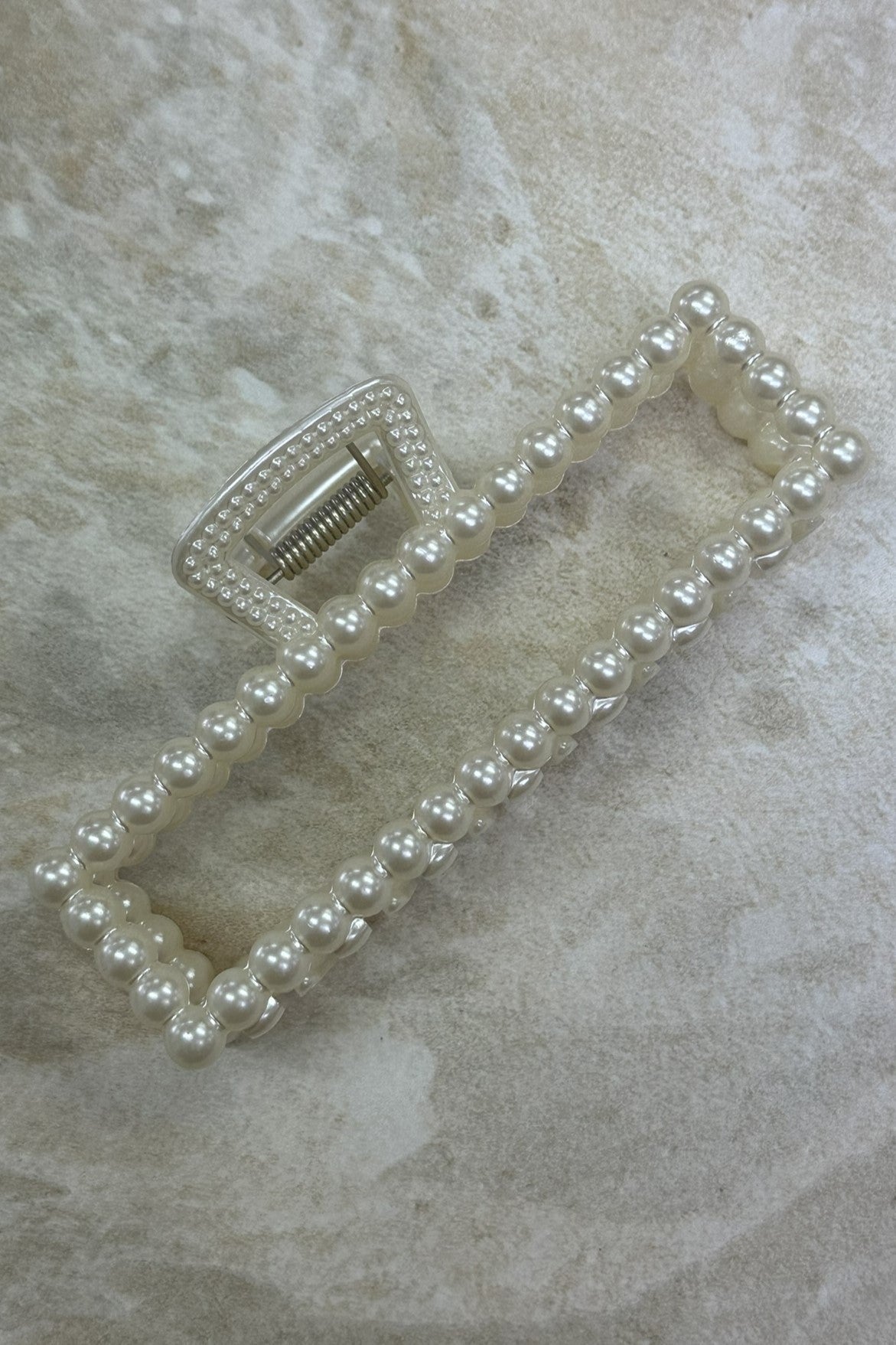 Pearl Rectangle Claw Clip White