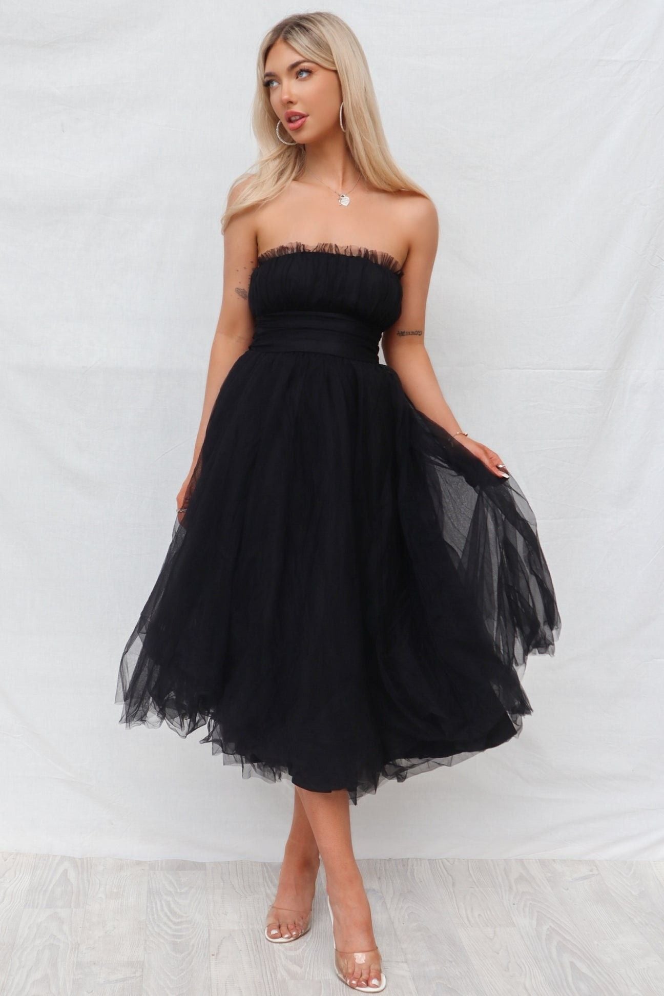 Abbey Tulle Strapless Midi Dress Black