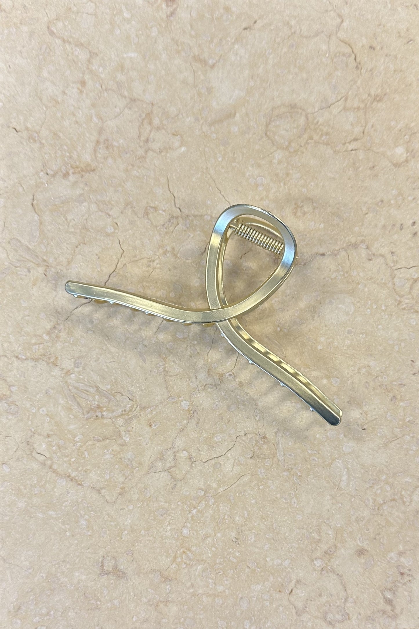 Plain Loop Gold Claw Clip