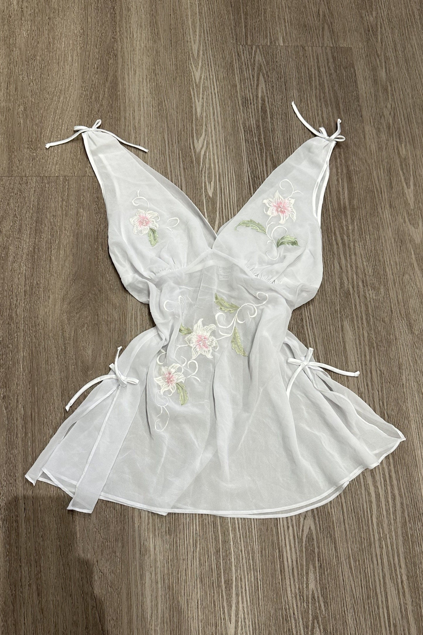 Vintage Cinema Eloile Embroidered Beaded Floral Cami Top White