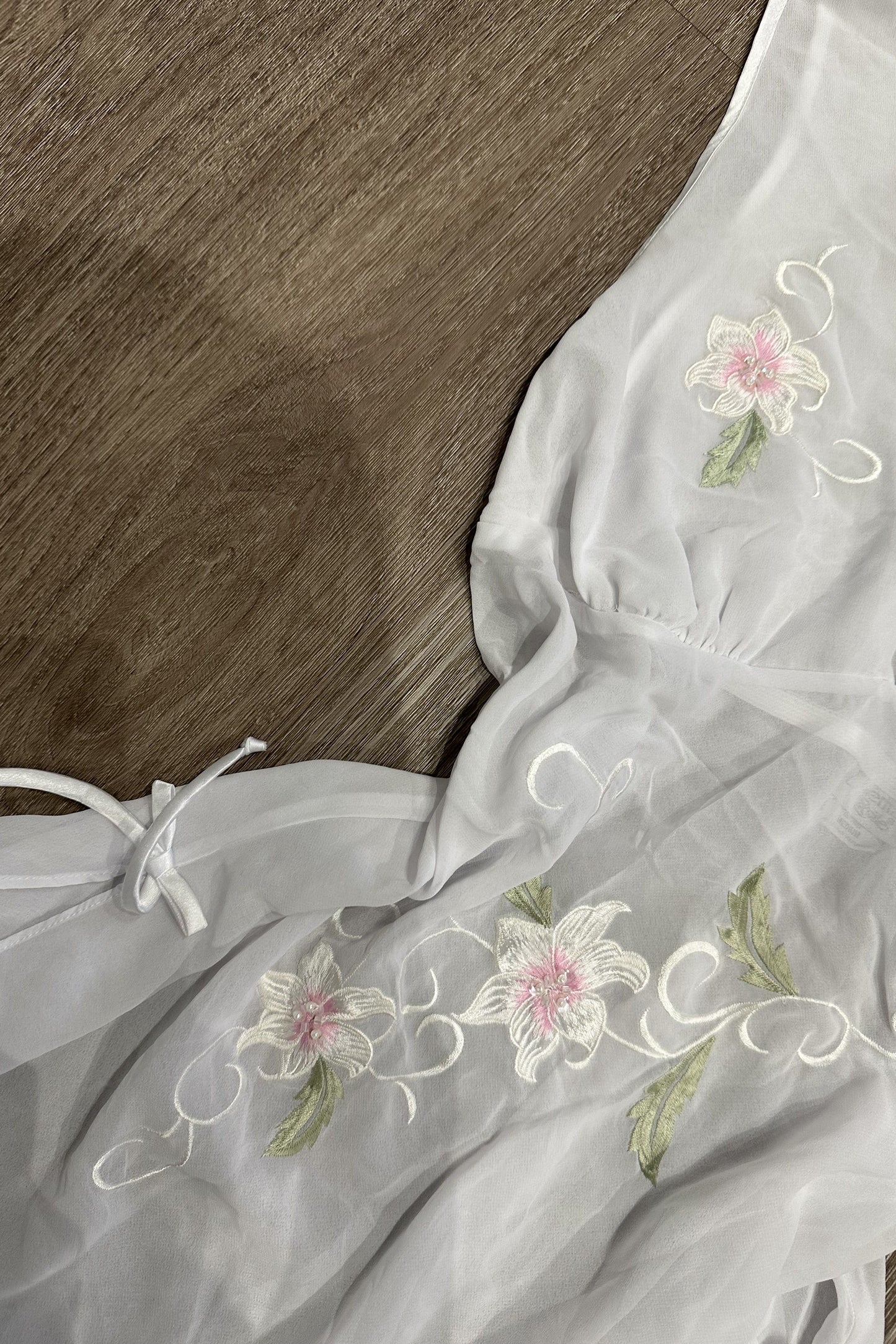 Vintage Cinema Eloile Embroidered Beaded Floral Cami Top White