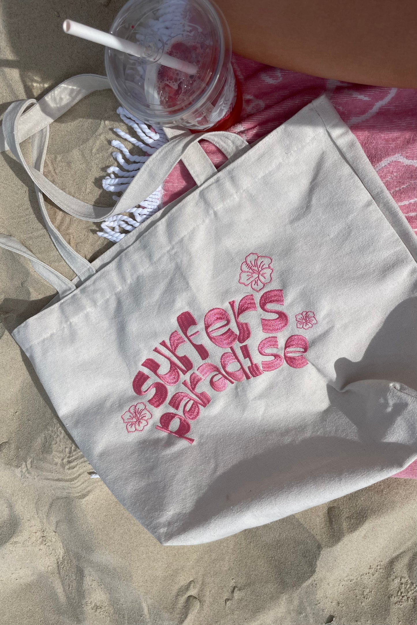 Surfers Paradise Tote Bag