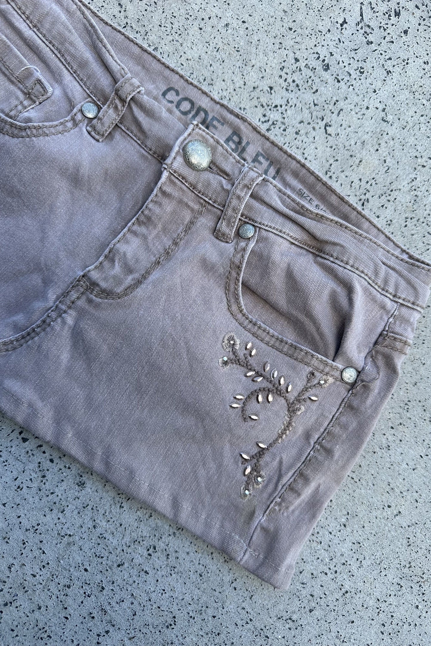 Vintage Code Bleu Floral Denim Mini Skirt Taupe-Grey