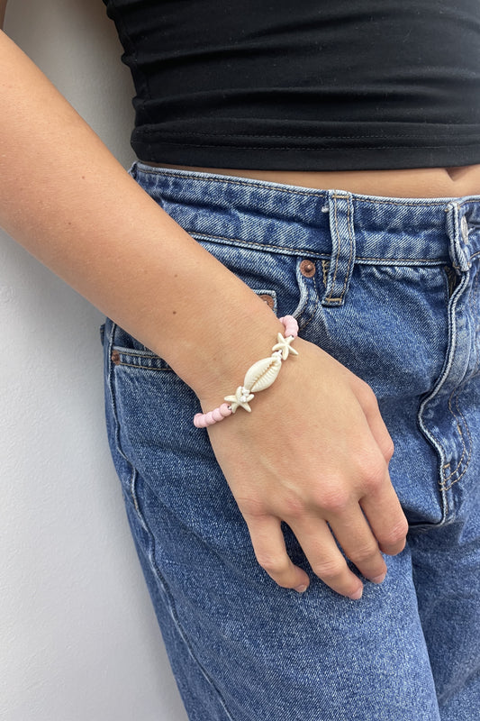 Kiana Shell Pink Bead Bracelet