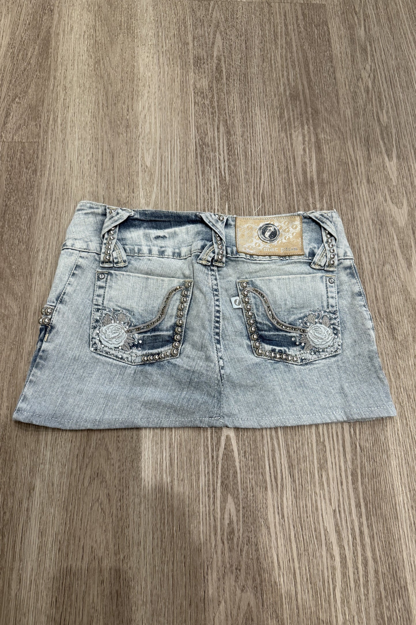 Vintage Mac Plus Embroidered Rose Stud Denim Mini Skirt