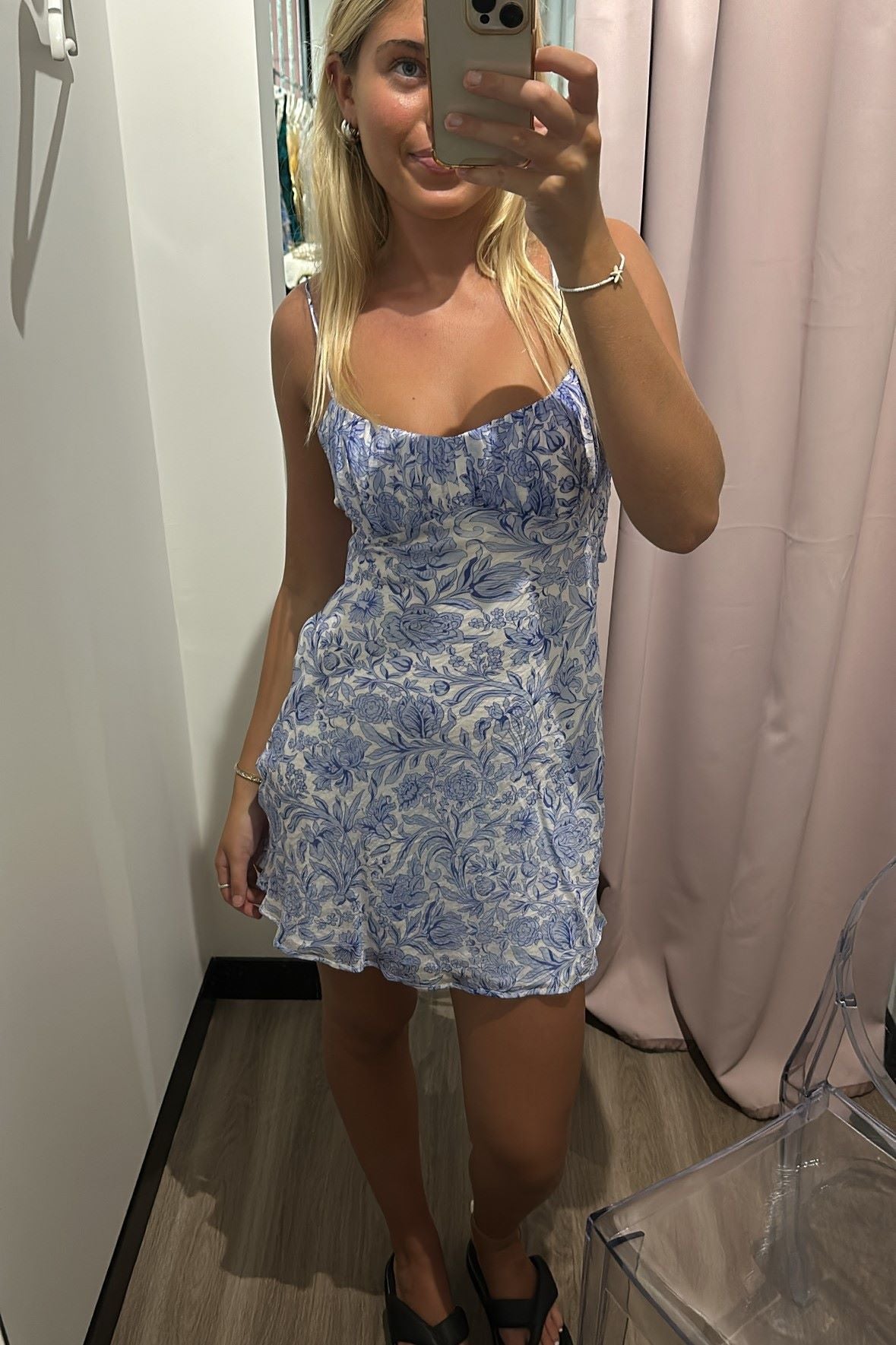 Tyla Shirred Bust Mini Dress Blue and White Floral