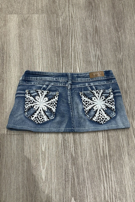 Vintage Fashion2Love Snow Leopard Mini Skirt
