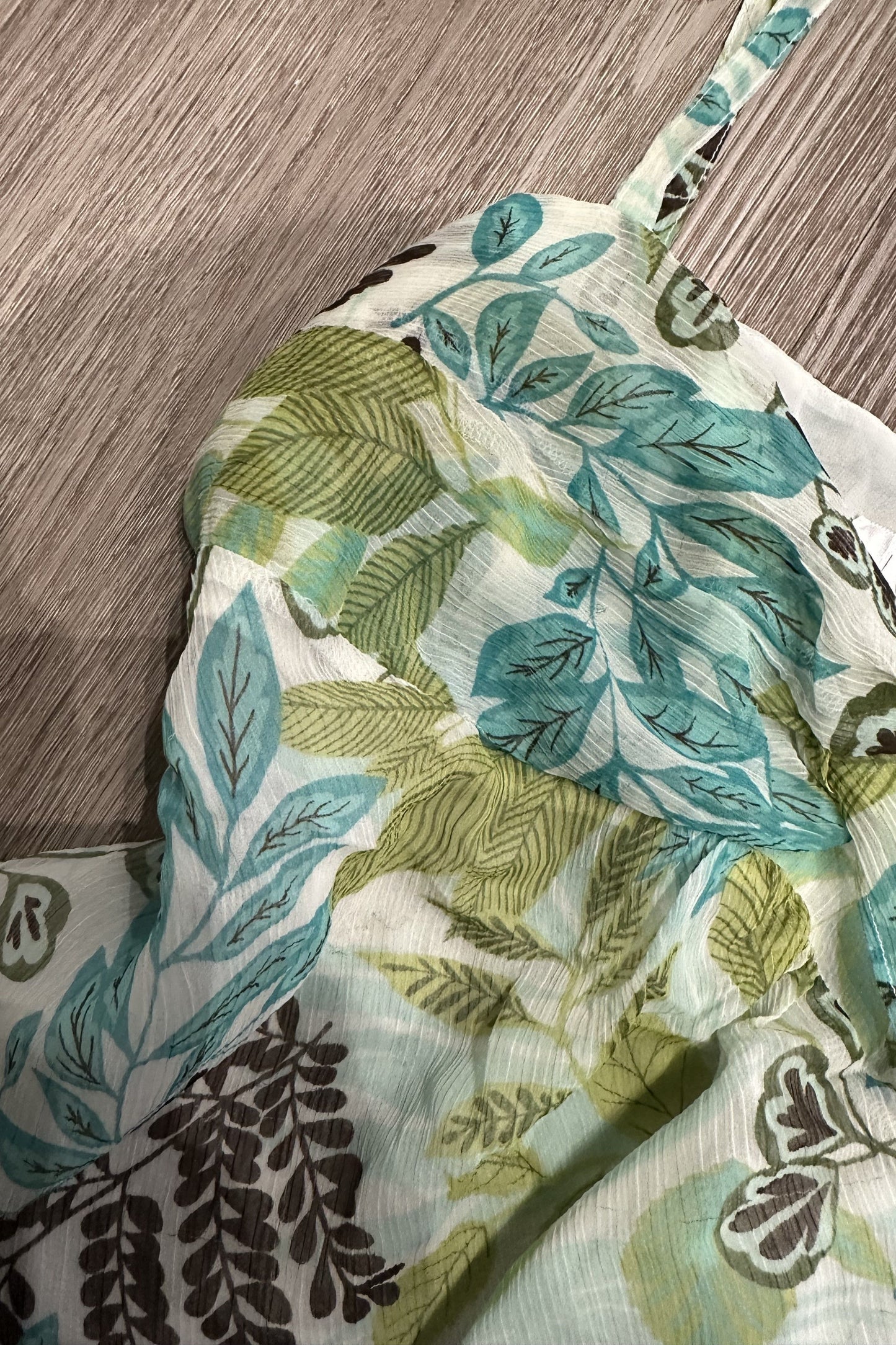 Vintage Floral Leaf LOFT Cami Top Green/Blue/White