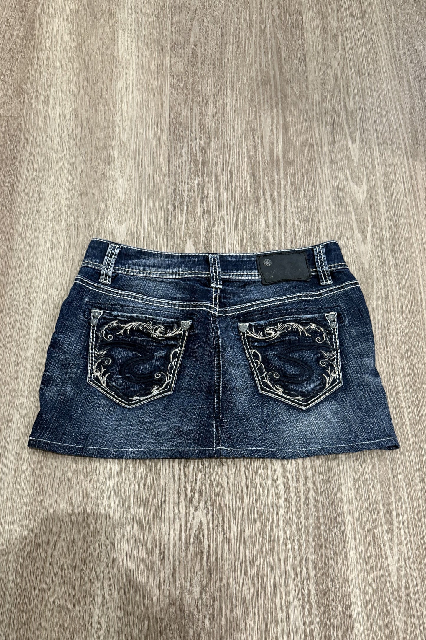Vintage Silver Jeans Co Embroidered Denim Mini Skirt