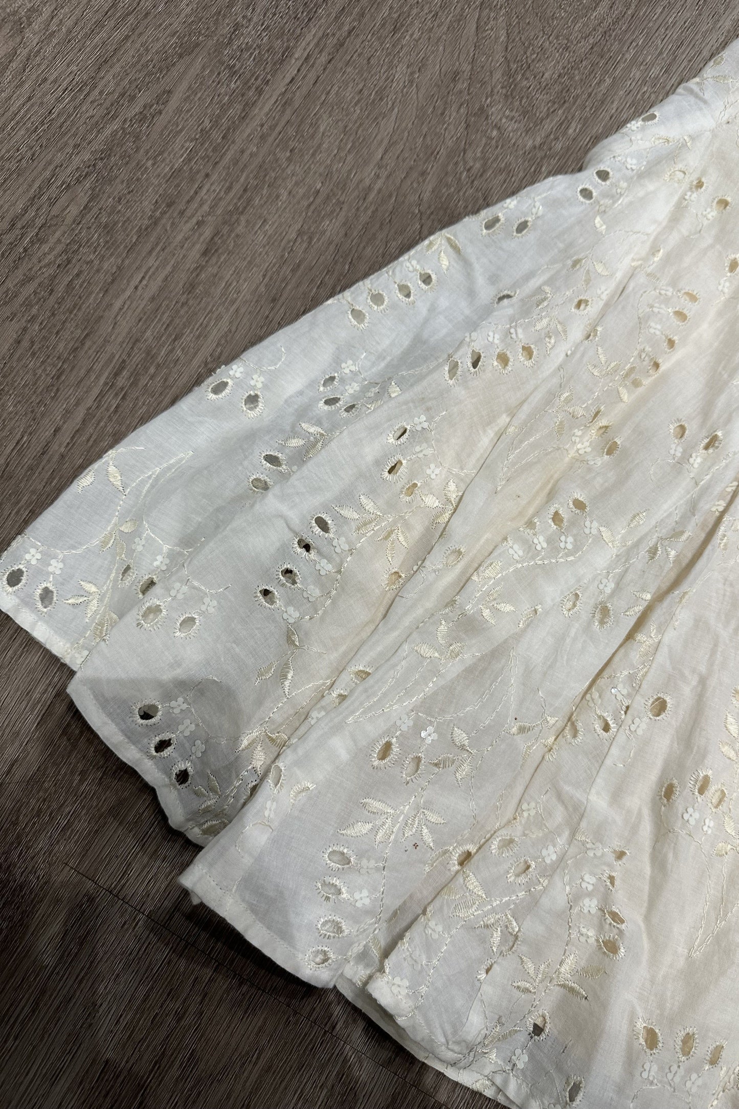 Vintage Y Floral Midi Skirt Cream