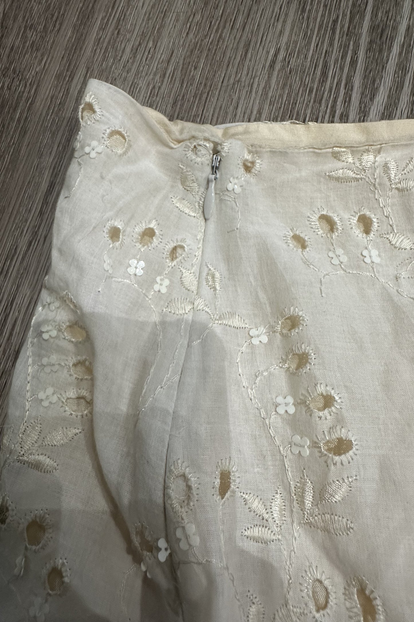 Vintage Y Floral Midi Skirt Cream