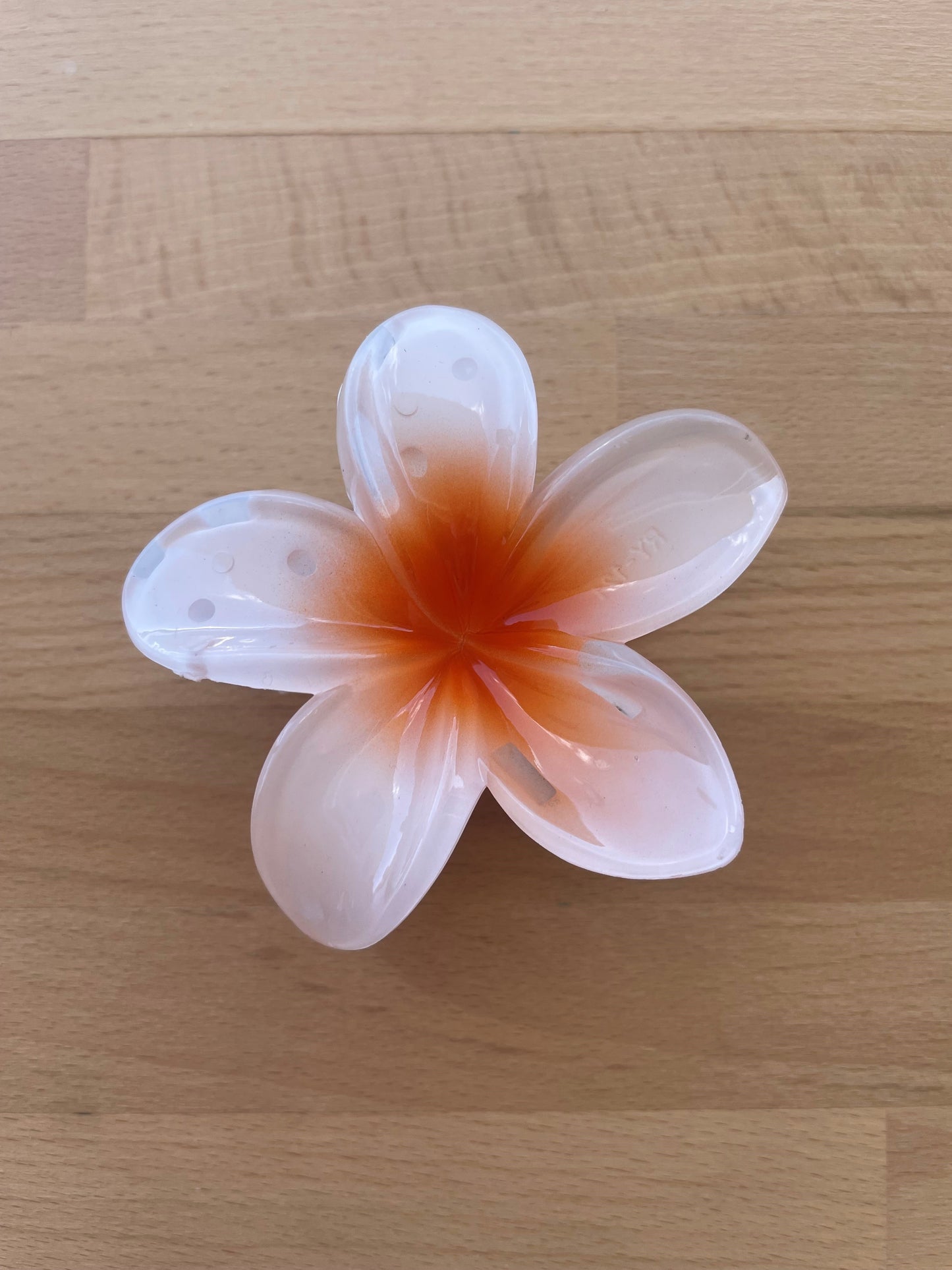 frangipani hair claw