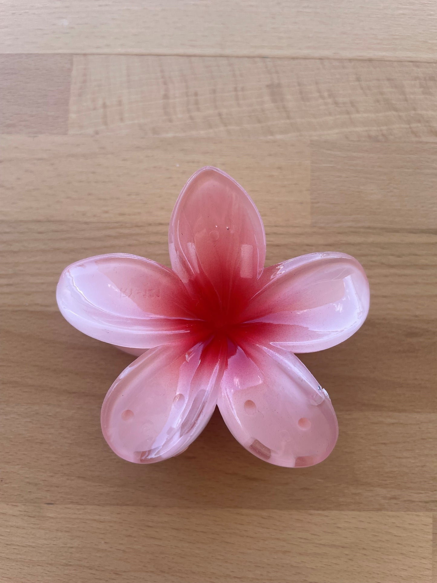 frangipani hair claw